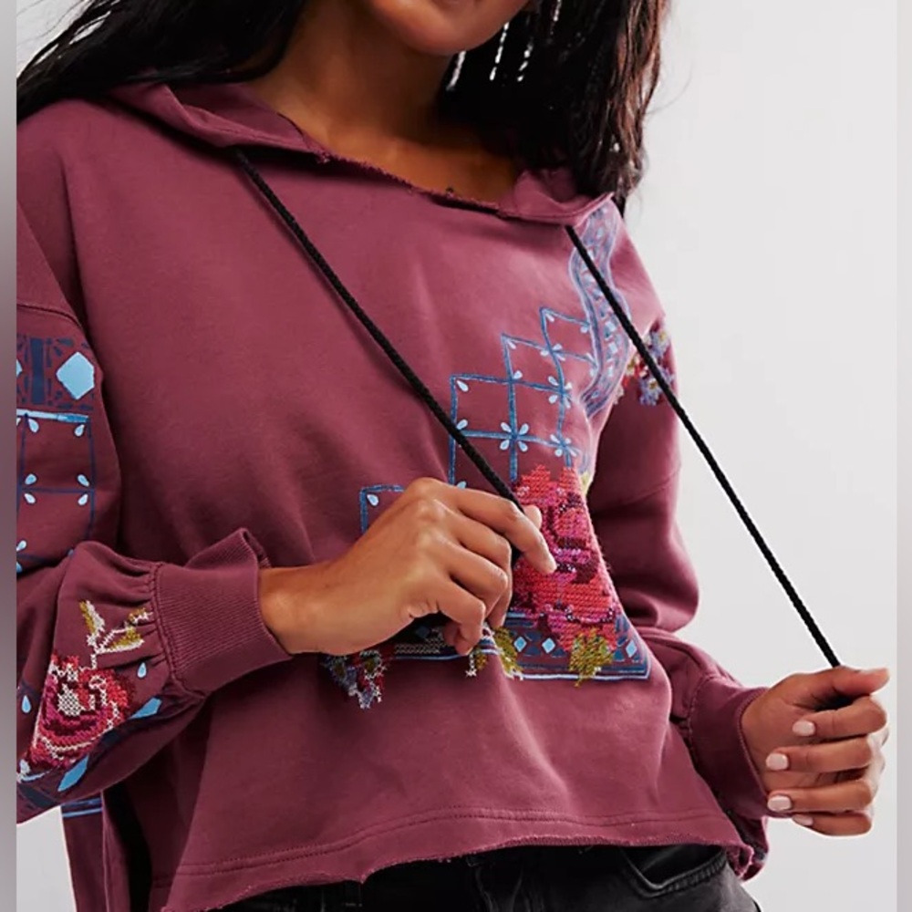 Free People Sweet Treat Pullover Hoodie in Burgundy Combo, size XS NWOT